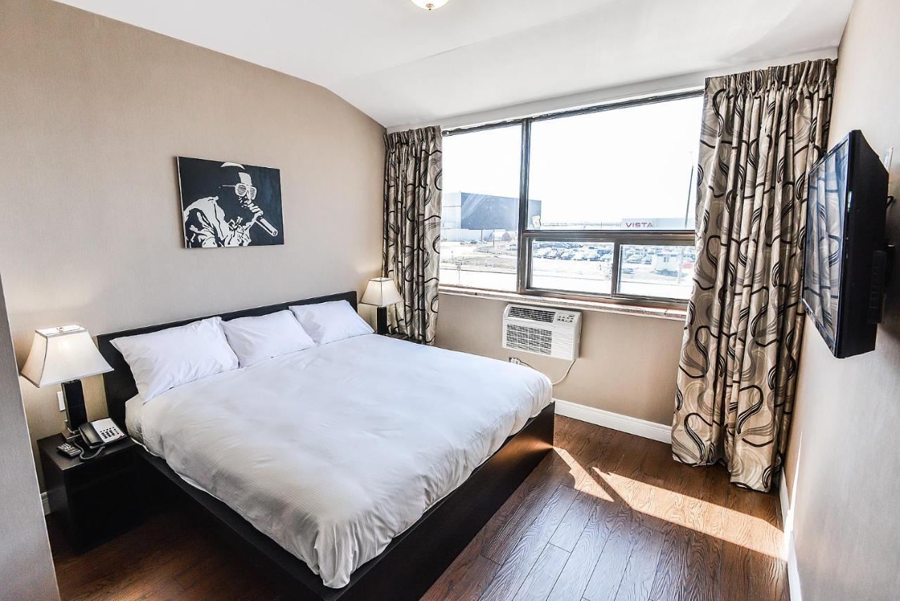Nu Hotel Toronto Airport Мисисага Екстериор снимка